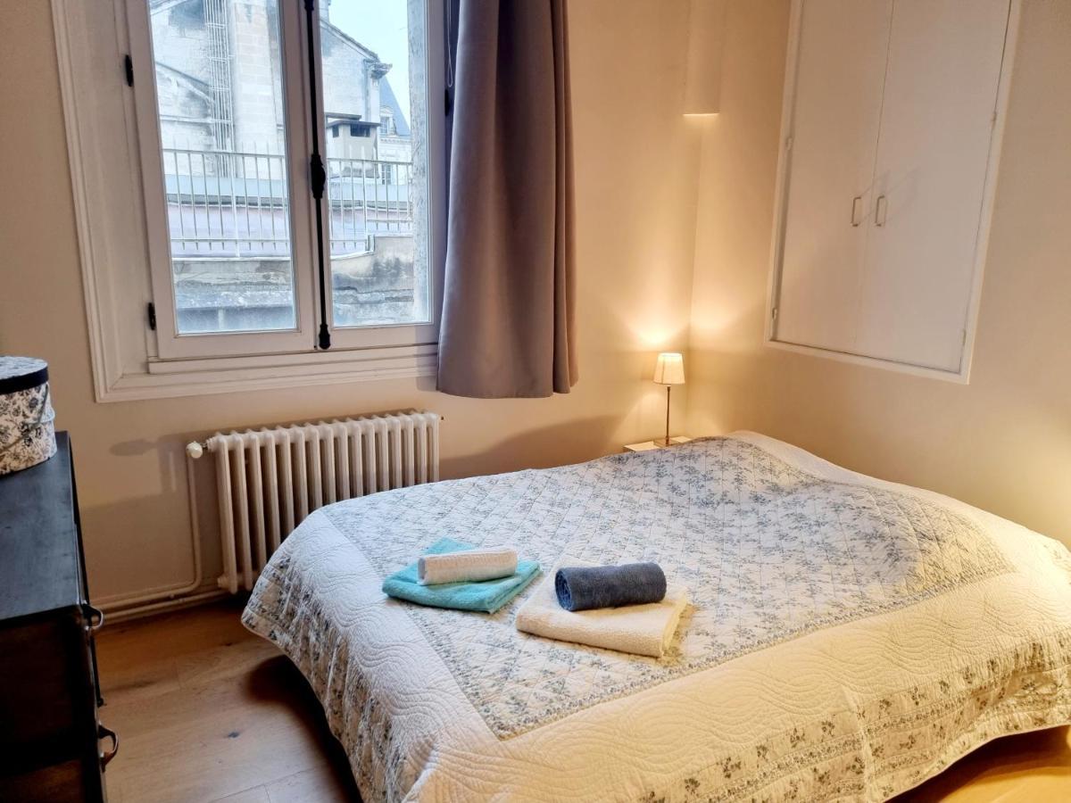 Face A L'Hotel De Ville Grand Et Lumineux Appartement Ангулем Экстерьер фото